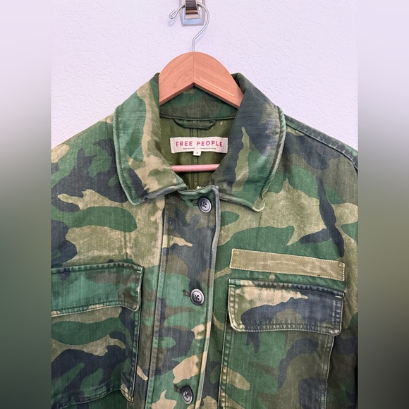 Free People Seize The Day Camo Jacket Womens Size M Military Utility Camouflage - Picture 4 of 11
